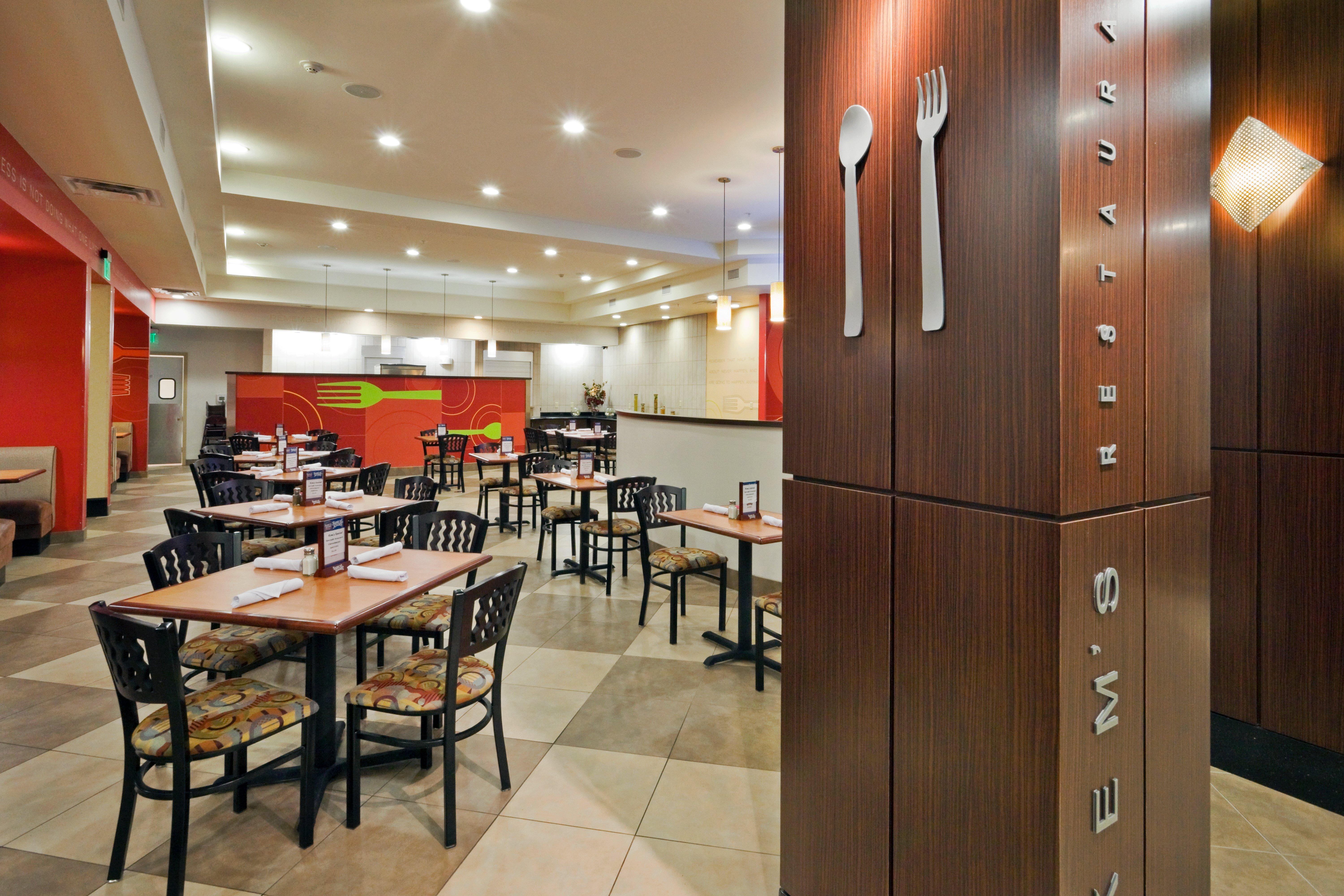 Holiday Inn Hotel & Suites Waco Northwest By Ihg Bellmead Ngoại thất bức ảnh